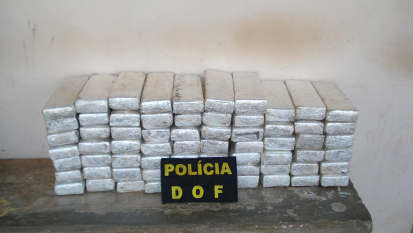 DOF apreende 67 tabletes de maconha em Amambai