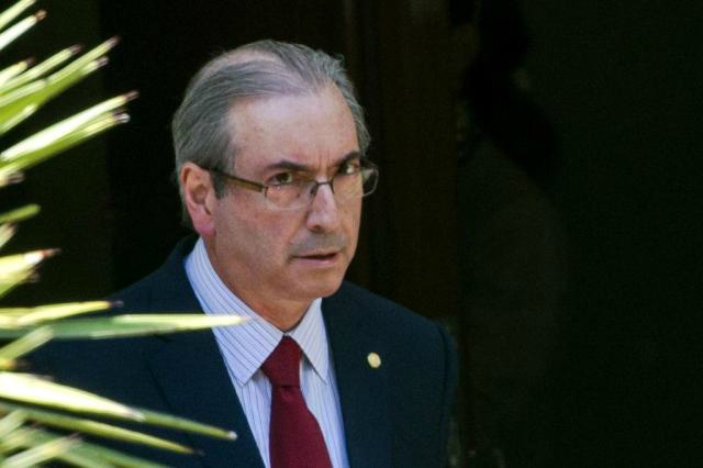 Cunha diz estar "absolutamente convicto" de que não mentiu à CPI da Petrobras Cunha diz estar "absolutamente convicto" de que não mentiu à CPI da Petrobras