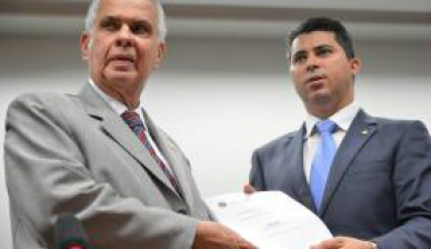 O  presidente  do  Conselho  de  Ética,  José  Carlos Araújo,  e  o  relator  do processo  contra  Eduardo Cunha,  Marcos  Rogério