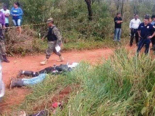 Policial morto por justiceiros havia sido preso por roubo de camionetes