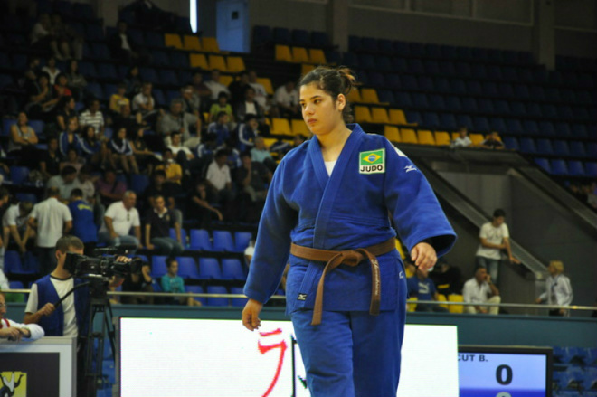 Douradense fica em terceiro no Troféu Brasil de Judô em MG Judoca será submetida a uma cirurgia no joelho esquerdo. Foto: Divulgação