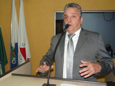 Protético pede cópia de escritura da Escola Agrícola Vereador de Amambai, Roberto Protético (PSD)