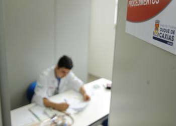AGU defende Programa Mais Médicos no STF