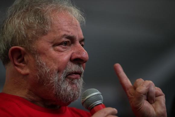 Recurso da defesa de Lula contra decisão em segunda instância, que aumentou a pena no caso do triplex em Guarujá, em São Paulo, será julgado hoje pelo Tribunal Regional Federal da 4ª Região (TRF4), em Porto Alegre EFE/Fernando Bizerra Jr/Direitos Reservados
