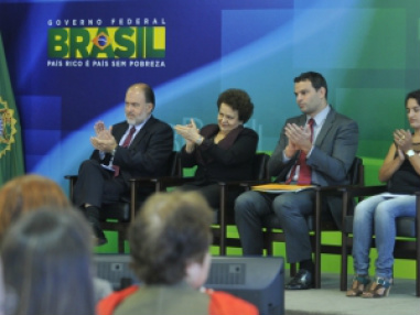 Campanha que ampliar participação de mulheres em profissões dominadas por homens Campanha que ampliar participação de mulheres em profissões dominadas por homens