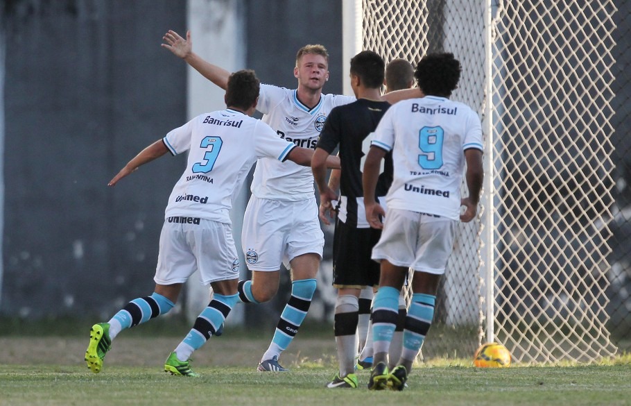 Grêmio x Flamengo tem data adiada no Campeonato Brasileiro Sub-17 Grêmio x Flamengo tem data adiada no Campeonato Brasileiro Sub-17