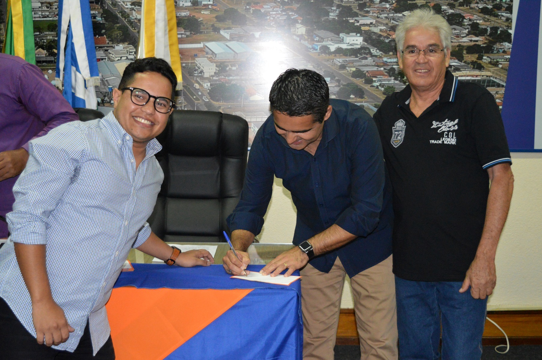 Dezenas de filiados tiveram suas fichas abonadas / Foto: Moreira Produções