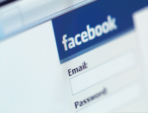 Segundo maior site do mundo, Facebook pode alcançar US$ 100 bi em ações