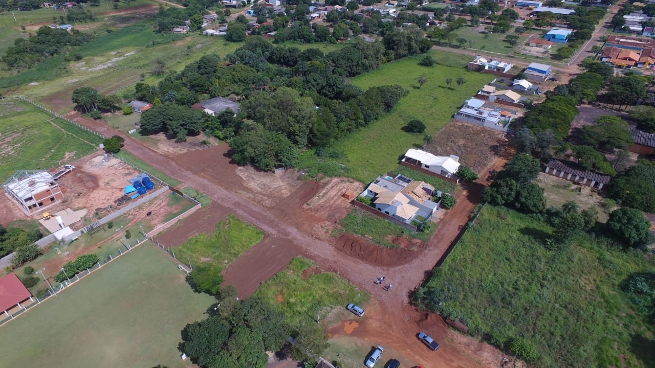 Prefeito de Amambai acompanha serviços de recuperação de ruas Equipes da prefeitura estão trabalhando nas estradas vicinais e nas ruas da cidade / Foto: Decom