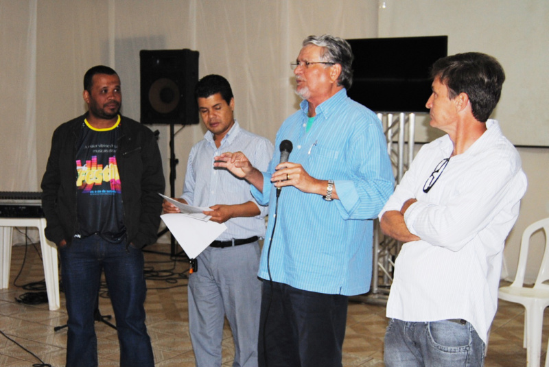 Processo de eleições do PT de Amambai acontece em novembro Zeca do PT e os candidatos ao cargo de presidente do partido no nível municipal.