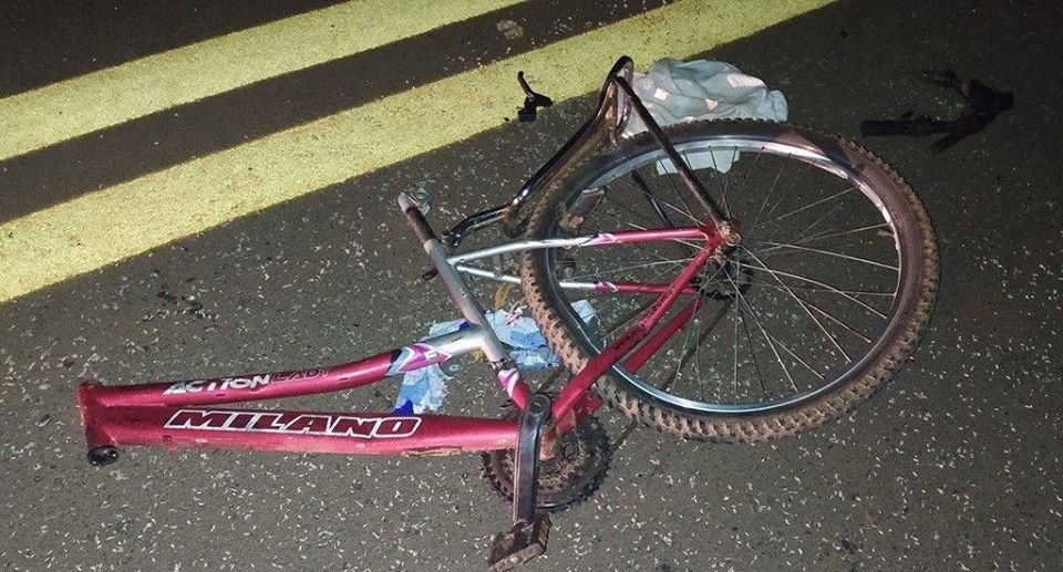 A bicicleta ficou destruída / Foto: Divulgação