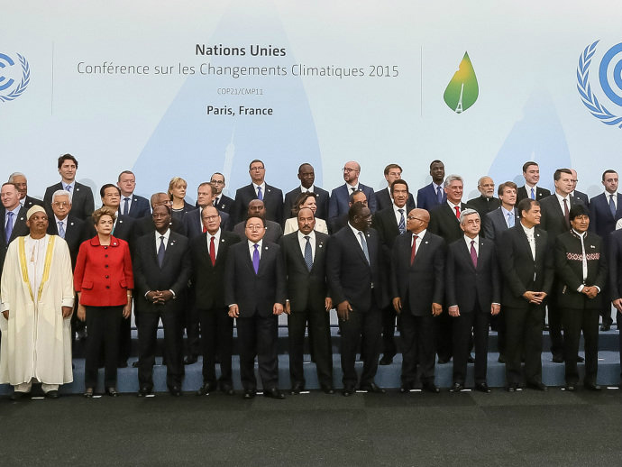 Presidente da COP21 apresenta esboço de acordo do clima Presidente da COP21 apresenta esboço de acordo do clima