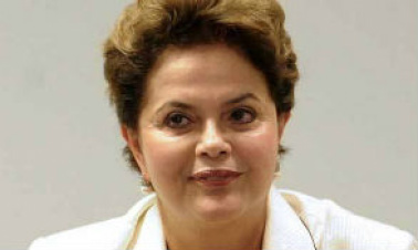 Em telefonema, Dilma cumprimenta Obama por reeleição
