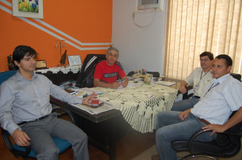 Bagunça na numeração das residências provoca audiência pública em Amambai E/D - Cesar, Coconho, Alex e Anilton, definiram a realização da Audiencia PúblicaFoto: Moreira Produções