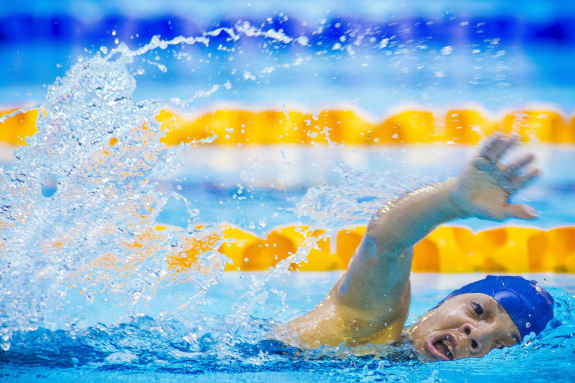 Campeã no Mundial de Glasgow, a nadadora Joana Neves disputa o prêmio de melhor paratleta de 2015 entre as mulheres por voto popular. (Foto: Marcio Rodrigues/CPB/MPIX)
