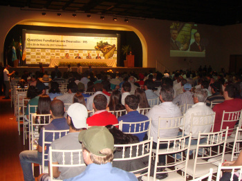 Fórum sobre questões fundiárias defende o direito de propriedade