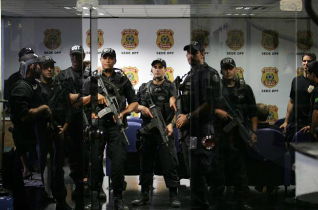 Começa o ensaio da greve da Polícia Federal