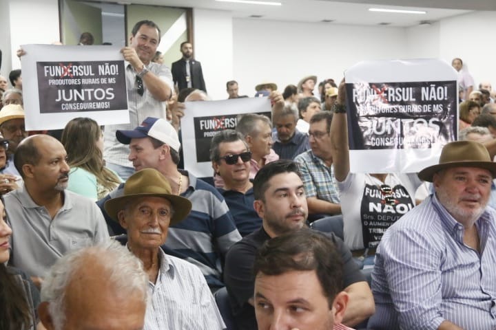 Justiça extingue processo e nega abrir ‘caixa-preta’ do Fundersul a produtores No dia da votação do aumento no Fundersul, produtores lotaram plenário da ALMS. (Marcos Ermínio, Midiamax)