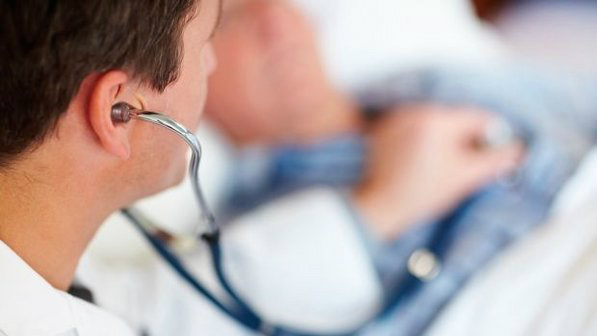 A organização Médicos Sem Fronteiras (MSF) entregou nessa quarta-feira (9) uma petição à Casa Branca, com 547 mil assinaturas, para pedir uma investigação independente sobre o bombardeio norte-americano a um de seus hospitais no Afeganistão.