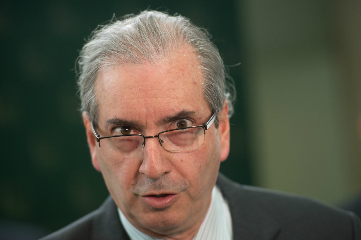 Defesa de Cunha conclui recurso para tentar reverter cassação na CCJ Em entrevista à imprensa nesta semana, o presidente afastado da Câmara, Eduardo Cunha, reafirma que não vai renunciar ao cargo