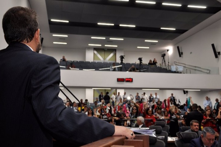 Mês da Mulher: Deputados enfatizam ações em prol das mulheres Pedro Kemp defendeu o movimento de mulheres contra o machismo e violência doméstica / Foto: Luciana Nassar