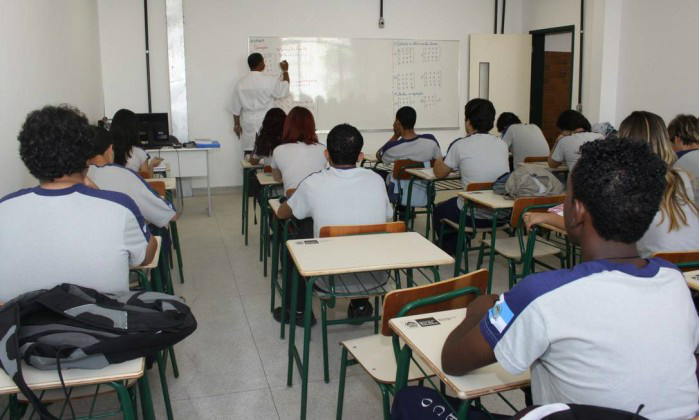 Estudantes, professores e entidades querem participar da reforma do ensino médio