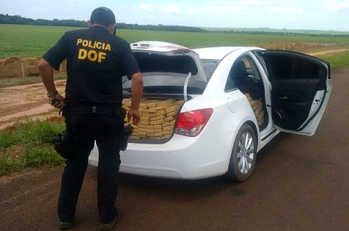 DOF apreende 900 Kg de maconha na região de Amambai e prende dois por tráfico