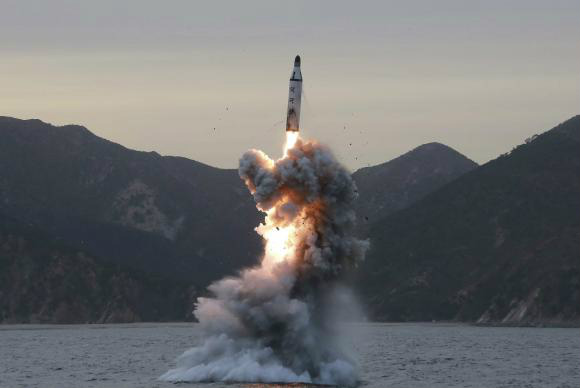 Foto de arquivo divulgada pela Agência Central de Notícias da Coreia do Norte do teste nuclear feito no domingoKCNAFoto: Divulgação/Agência Lusa