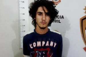 Mortas a facadas, avó e neta serão enterradas hoje no mesmo túmulo Mortas a facadas, avó e neta serão enterradas hoje no mesmo túmulo