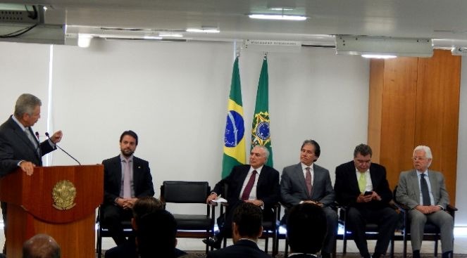 MS terá R$ 190 milhões do programa Avançar Cidades Saneamento Cerimônia ocorreu no Palácio do Planalto (Foto: Reprodução)