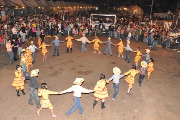 Festa do Arraiá acontece neste final de semana em Amambai Festa do Arraiá acontecerá neste final de semana em Amambai