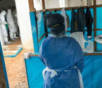 Prevenção do vírus na Libéria. Foto: Unmil/Staton Winter