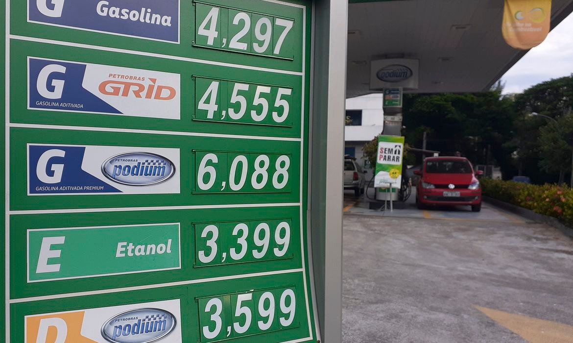 Inflação oficial fica em 0,86% em fevereiro Foto: Agência Brasil