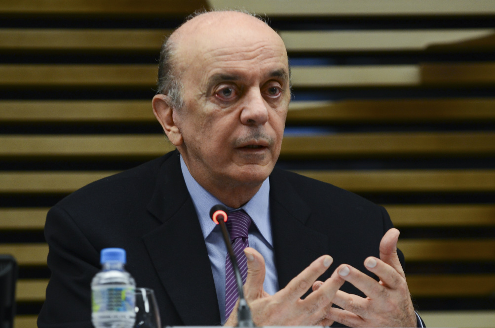José Serra lamenta decisão de britânicos de deixarem a União Europeia José Serra lamenta decisão de britânicos de deixarem a União Europeia