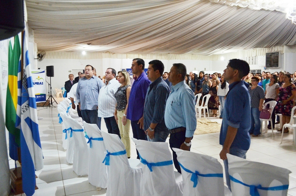 Solenidade contou com a presença dos representantes dos poderes executivo e legislativo e dos trabalhadores da Educação da Reme.