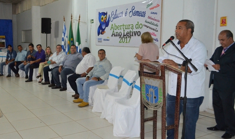 O presidente da Câmara de Amambai, vereador Carlinhos..