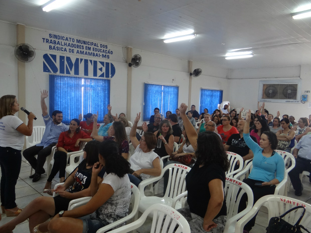 Trabalhadores da Educação de Amambai discutem Greve Geral para evitar retrocesso na Educação Pública / Foto: Moreira Produções