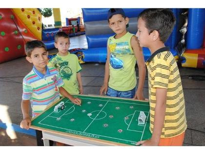 Universidade Estadual de Mato Grosso do Sul participa da ação mundial pelo direito ao brincar