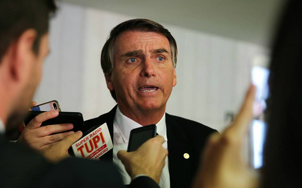 Depois de virar réu no STF, Jair Bolsonaro adotou uma cautela pouco habitual (divulgação)