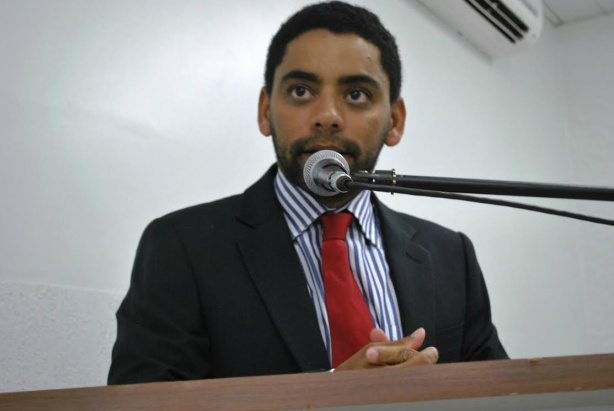 Marcelo Pé será o líder do prefeito na Câmara de Antônio João Vereador Marcelo Pé, que está em seu terceiro mandato como vereador de Antônio João, vai ser o líder do prefeito na Câmara.Crédito foto: Joelso Gonçalves/ Aral Moreira News