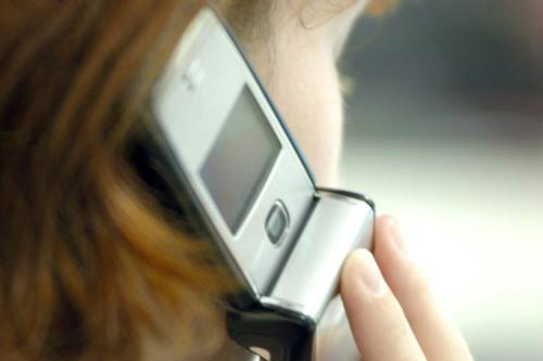 Operadoras investem em sistema para barrar celular pirata no país Operadoras investem em sistema para barrar celular pirata no país