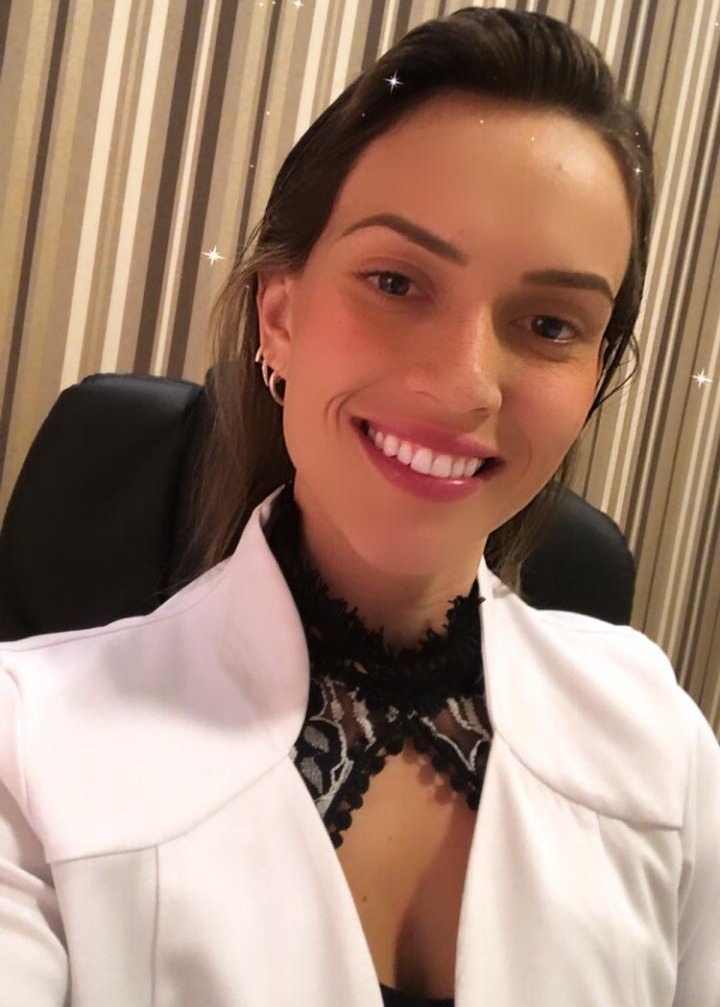Veja o que pensam mulheres amambaienses neste Dia Internacional da Mulher Cynhia Vilhalva, mãe de gêmeas, nutricionista e incentivadora de mulheres nas redes sociais / Foto: Arquivo Pessoal