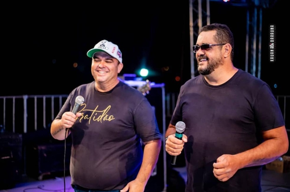De boné, Paulo Sérgio e ao lado de Santiago (Foto: Divulgação) 