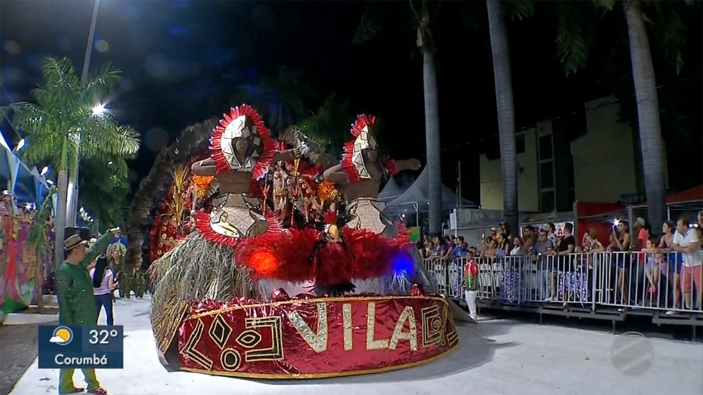 Cinco agremiações fecham desfile de 2019 das escolas de samba em Corumbá Vila Mamona foi a penúltima a entrar na avenida e homenageou município de Ladário e mostrou a riqueza da fauna e flora da pérola do Pantanal. — Foto: Reprodução/TV Morena
