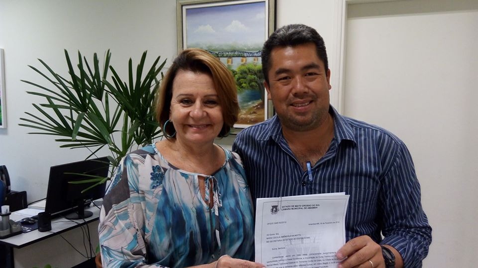 Na foto o vereador Humberto com a secretária de Estado, Maria Cecília Amendola da Mota / Foto: Reprodução Facebook