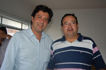 Deputado Federal Mandetta visita Amambai E/D - Deputado Mandetta e o médico Dr. BandeiraFoto: Moreira Produções