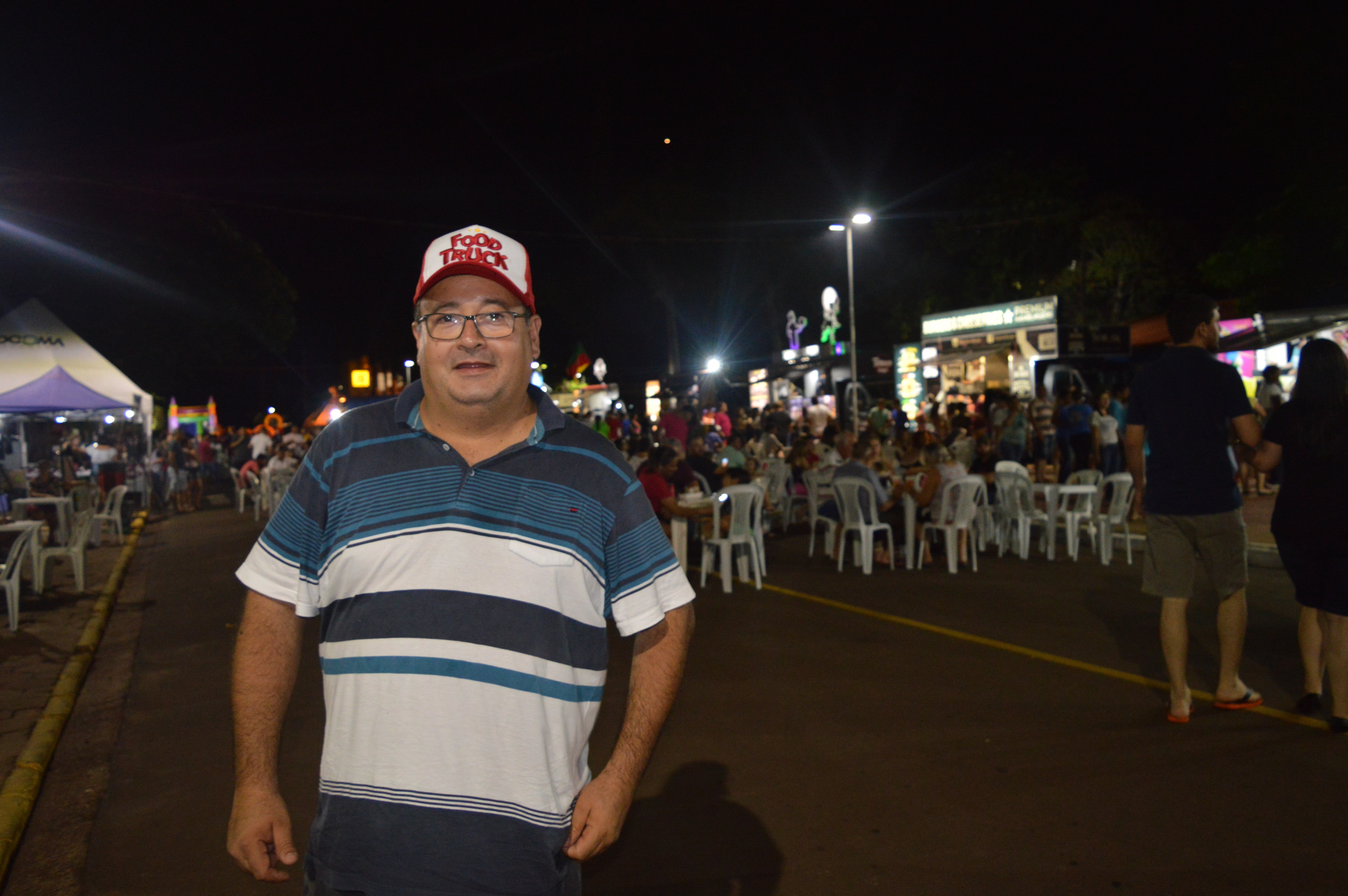 O prefeito de Amambai, Dr. Bandeira, esteve prestigiando a primeira noite do Festival / Foto: Moreira Produções