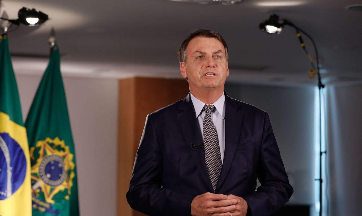 Bolsonaro diz que não há motivo para pânico sobre o coronavírus Carolina Antunes/PR