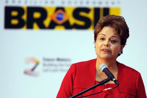 Dilma volta a pedir que pais assumam compromisso com alfabetização