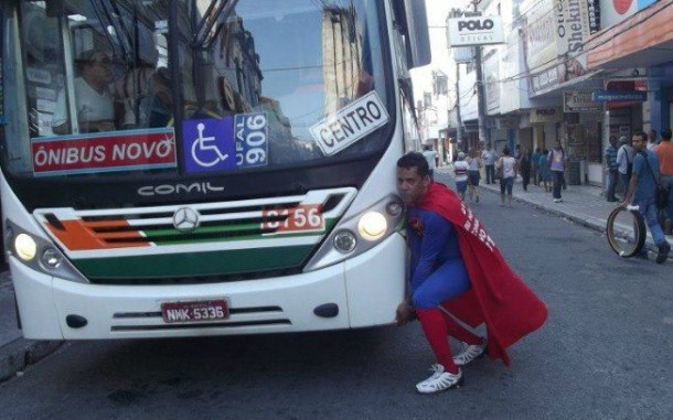 Confira seis candidatos super-heróis das eleições 2014 Confira seis candidatos super-heróis das eleições 2014